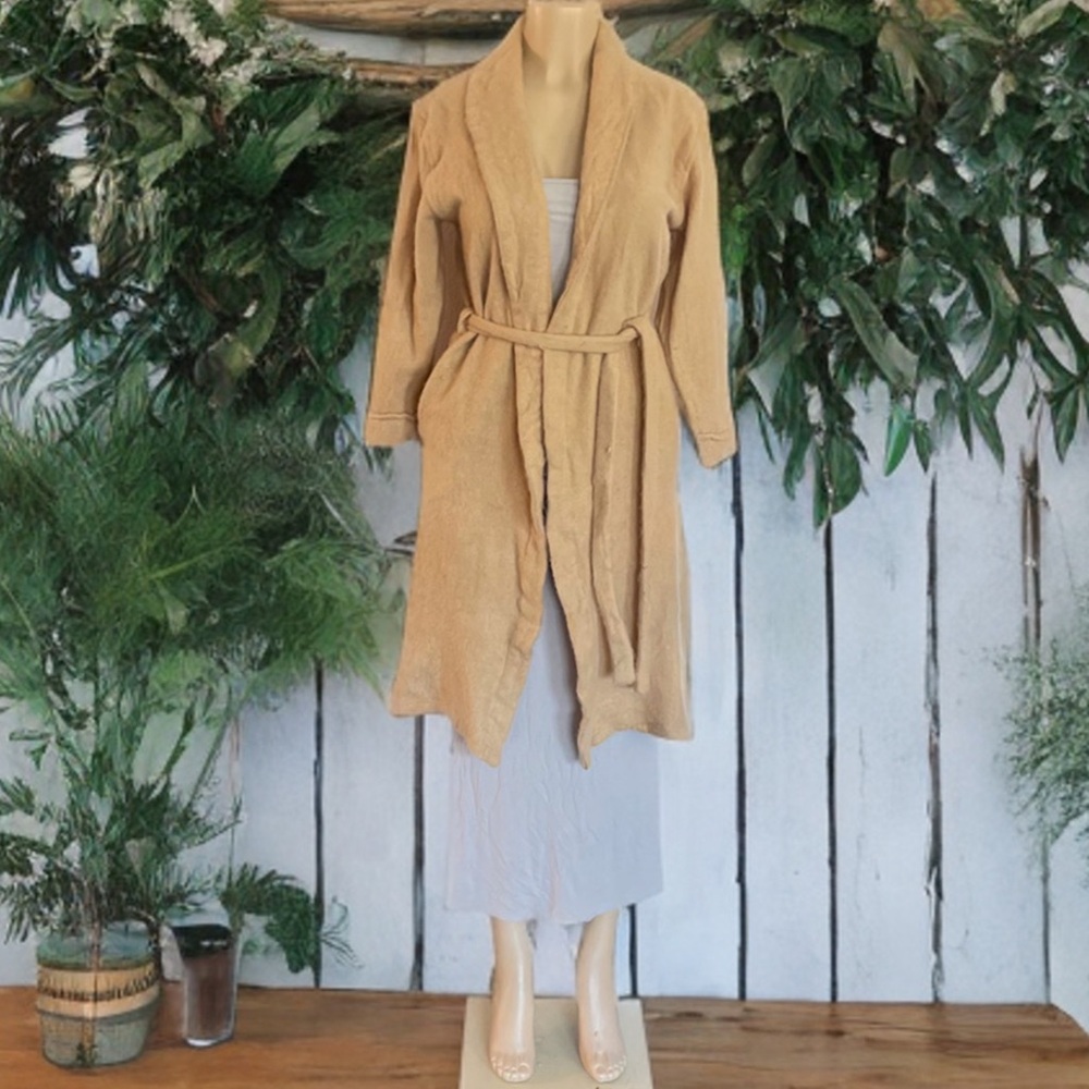 Cashmere Boutique Tan coat 100% cashmere size S -M